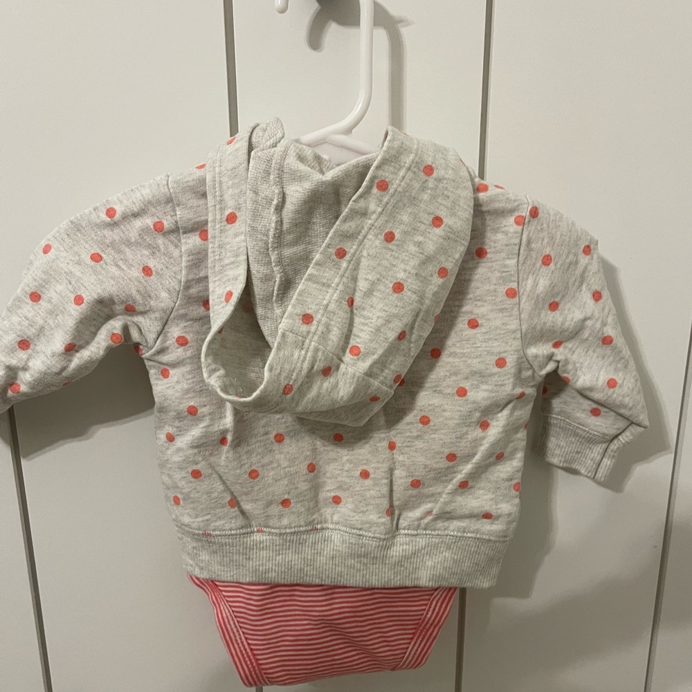 Carter’s Baby Bundle- Together or Separate. 3 outfits. 3 Months. Girl’s Bundle. - Picture 12 of 15